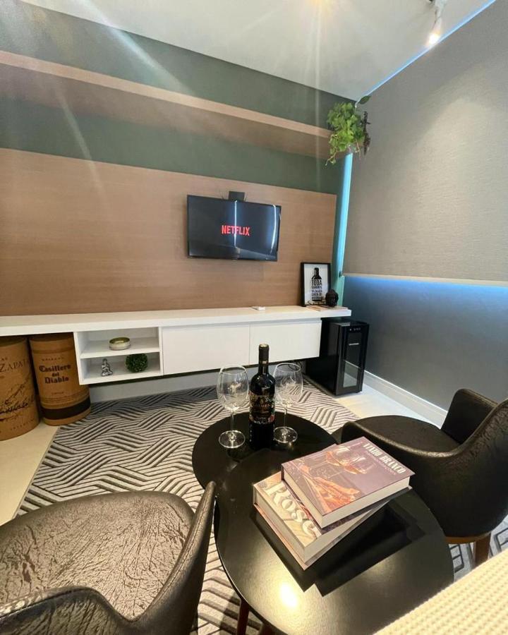 Apartamento Tematico Luxo Mundo Do Vinho! เบงโต กองซัลเวส ภายนอก รูปภาพ